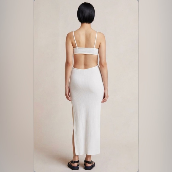 Bec + Bridge Selene V Maxi Dress - Picture 3 of 11